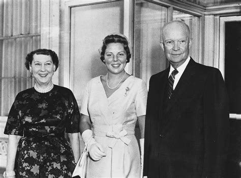 President Eisenhower ontvangt prinses Beatrix in het Witte Huis