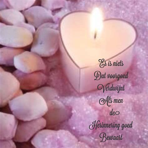 Symbolische afbeelding van een kaarsje dat troost biedt