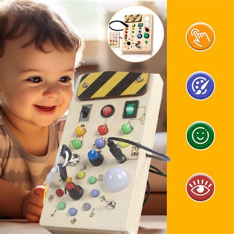 Interactief houten speelpaneel met labyrinth en diverse spelopties