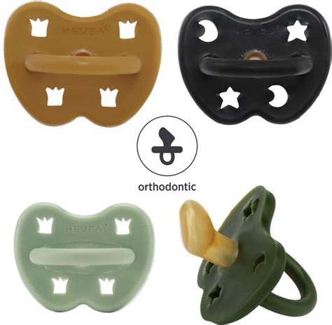 Verschillende maten en designs van Hevea fopspenen