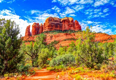 Uitzicht vanaf Cathedral Rock over het Sedona landschap.