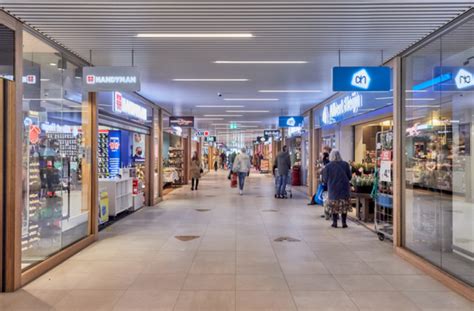 Winkelcentrum Bisonspoor in Maarssen met aanduiding van de locatie van KDV Speelstede