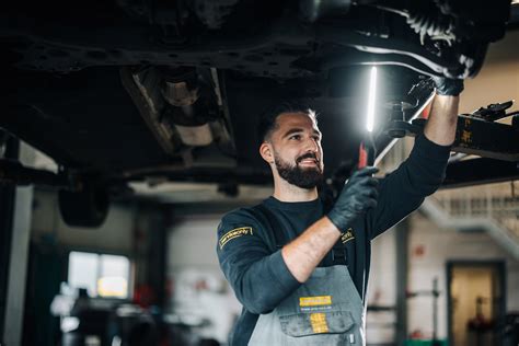 Gedetailleerde foto van scheuren bij de ophanging van het blad van de Bloom kinderstoel