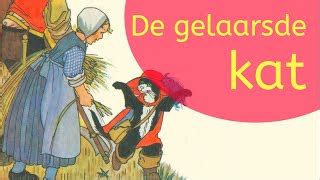 Illustratie van de Gelaarsde Kat die laarzen aantrekt