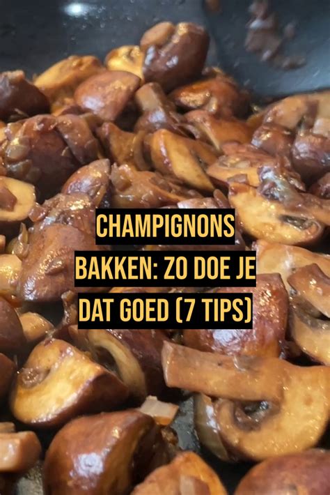 Illustratie van gestoomde of gebakken champignons, klaar voor consumptie.