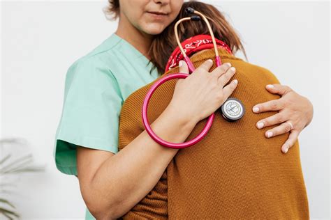 Schema dat de verschillen tussen kortdurend en langdurend zorgverlof toont: duur, betaald/onbetaald, aanvraagprocedure.