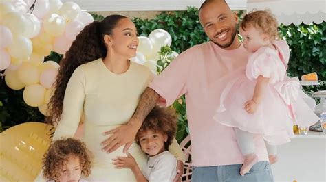 Foto van Channah Koerten tijdens haar zwangerschap