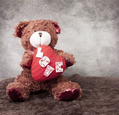 Een klassieke Teddybeer, een symbool van het begin van de 20e eeuw.