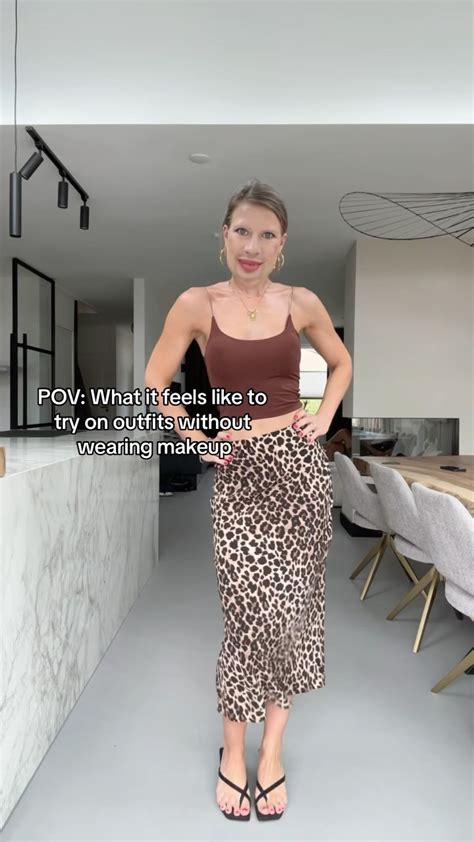 Schema dat laat zien hoe twee namen (bijvoorbeeld 'Anna' en 'Klaas') worden gecombineerd tot een nieuwe naam ('Anika').