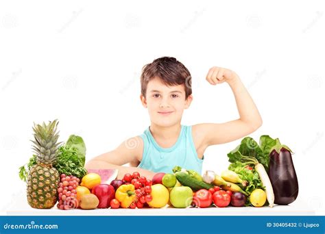 afbeelding van een kind dat gezond eet