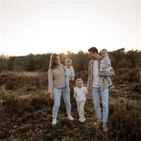 Vrouwen die hun verhaal delen over hun zwangerschap en de keuzes die zij maakten.