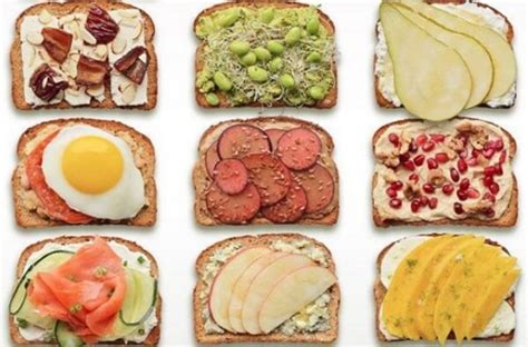 Collage van verschillende gezonde broodbeleg opties, zoals avocado, hüttenkäse en notenpasta.