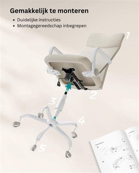 Detail van het verstelmechanisme van de zitting en het voetensteuntje van de Novi 1-2 Grow kinderstoel