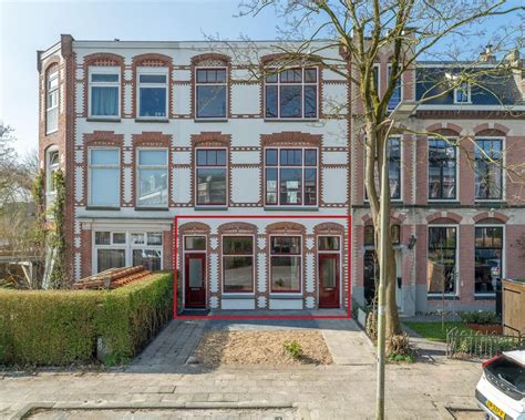 Utrecht, Johan Willem Frisostraat met kraamkliniek 'Huize Ooievaar' (representatief)