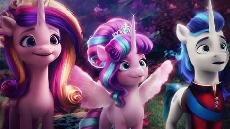 Illustratie van Twilight Sparkle en Shining Armor die elkaar omhelzen, passend bij de thematiek van broederlijke liefde.
