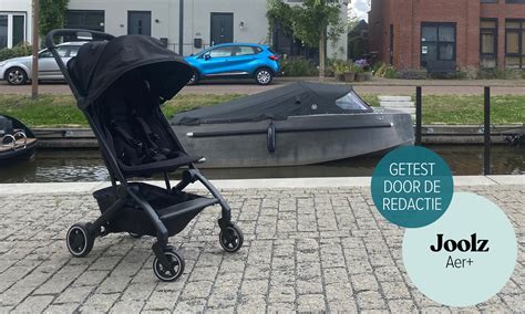 Close-up van de wieltjes van de Joolz Aer+