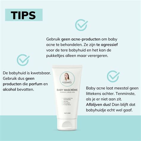 Babyhuidje na het aanbrengen van bodylotion