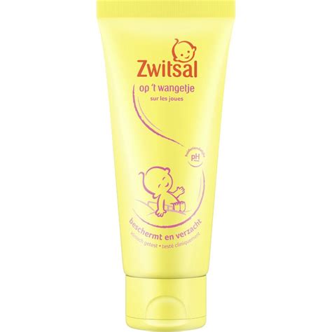 Illustratie van een baby met een zachte, schone huid, omringd door Zwitsal billendoekjes