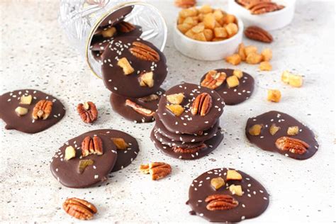 Gedetailleerde infographic van de ingrediënten en cacaogehaltes van de chocolade flikken