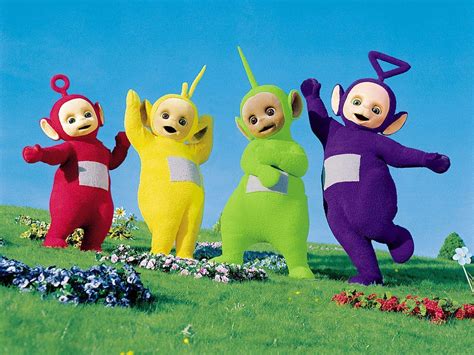 Collage van verschillende Teletubbie knuffels en speelgoedjes.