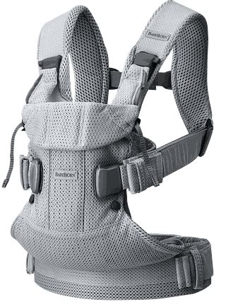De BabyBjörn One Air draagzak, met nadruk op de mesh-stof en verstelbare elementen.