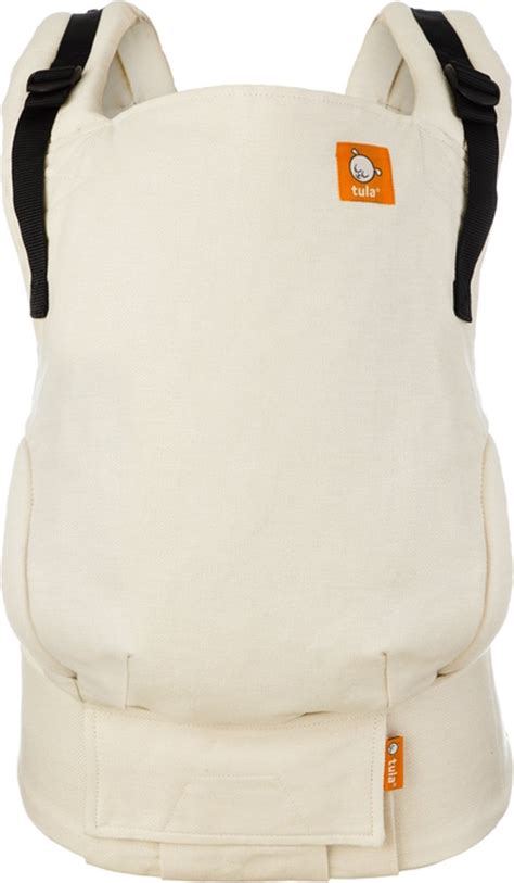 De Tula Free to Grow draagzak in gebruik, met focus op de ergonomische pasvorm voor zowel baby als drager.