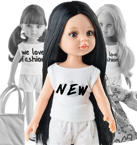 Een assortiment van verschillende Paola Reina poppen, die hun individualiteit en diversiteit uitstralen.