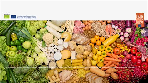 Illustratie van de ingrediënten en stappen voor het zelf maken van babydoekjes.