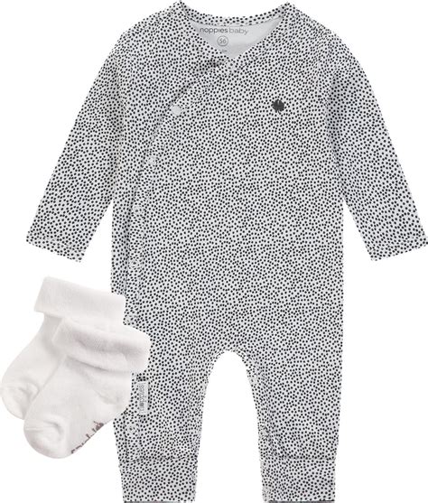 Voorbeeld van een baby pyjama van het merk Noppies