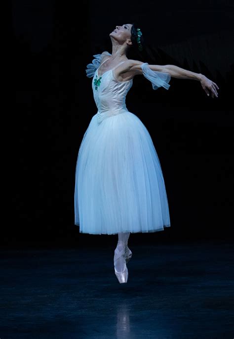 Foto van Anna Tsygankova in balletkostuum