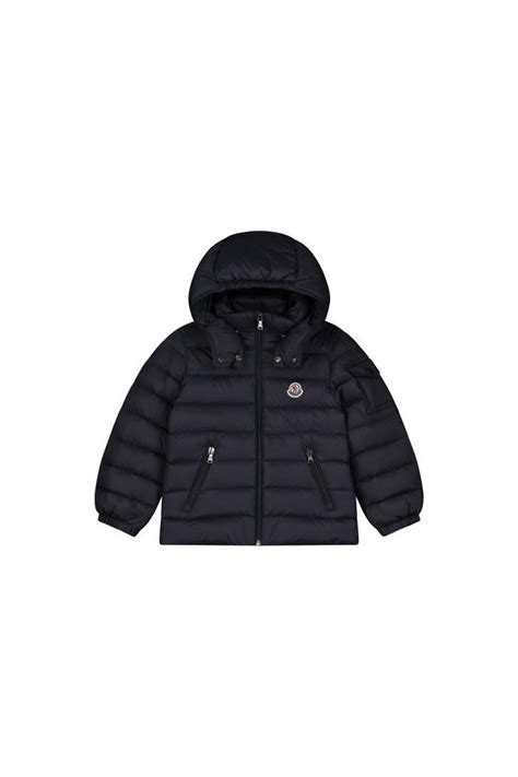 Overzicht van Moncler babykleding sets