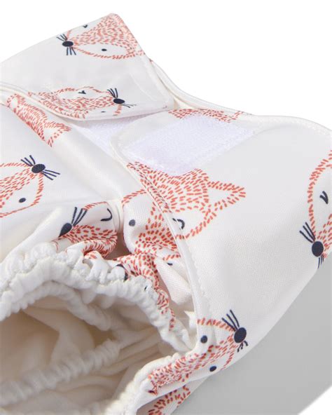 Diagram met de lagenopbouw van een wasbare luier.