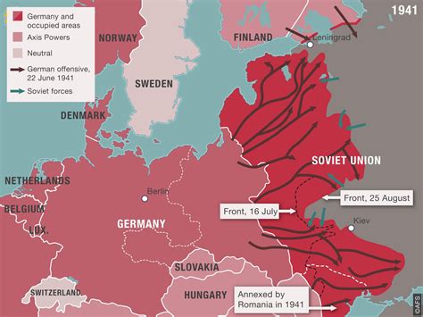 Collectie blikken draglines en kraanwagens uit Japan, Duitsland en de Sovjet-Unie.