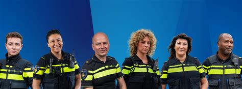 Symbolische afbeelding van een diverse politie-eenheid of een hoofddoek
