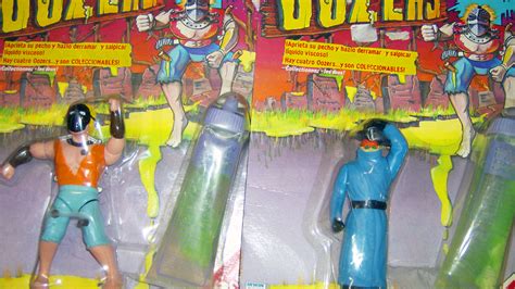 Speelgoedfiguren van de schurken Gargona en Dax